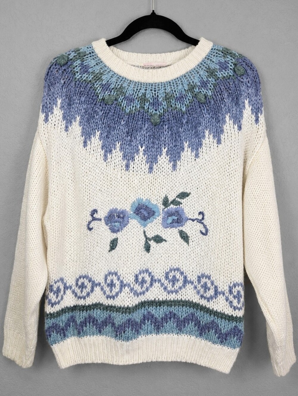 Vintage Huntington Ridge Hand Knit Cottagecore Floral Sweater Blue Ivory Medium